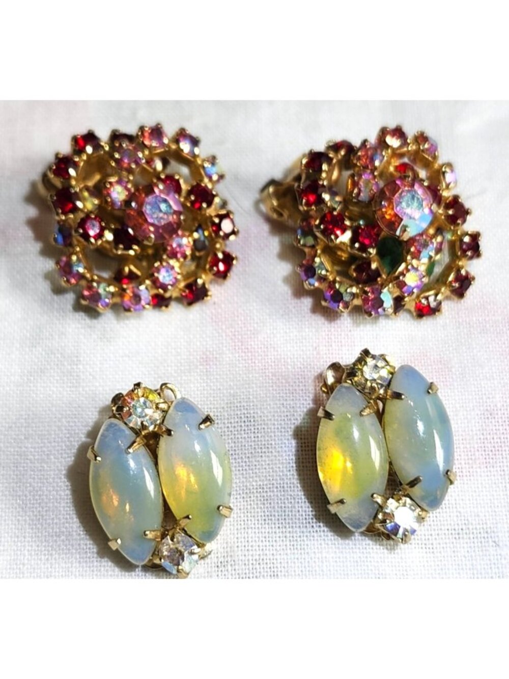 Vintage Clip-On Earrings Set With Rhinestones Faux Turquoise & Glass Designs - L - Picture 2 of 6